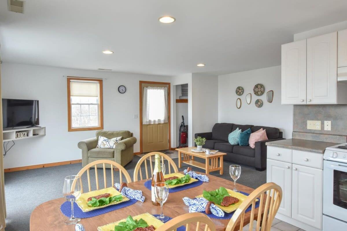 12216 - Beautiful Views Of Cape Cod Bay Access To Private Beach Easy Access To P-Town Truro Exteriör bild