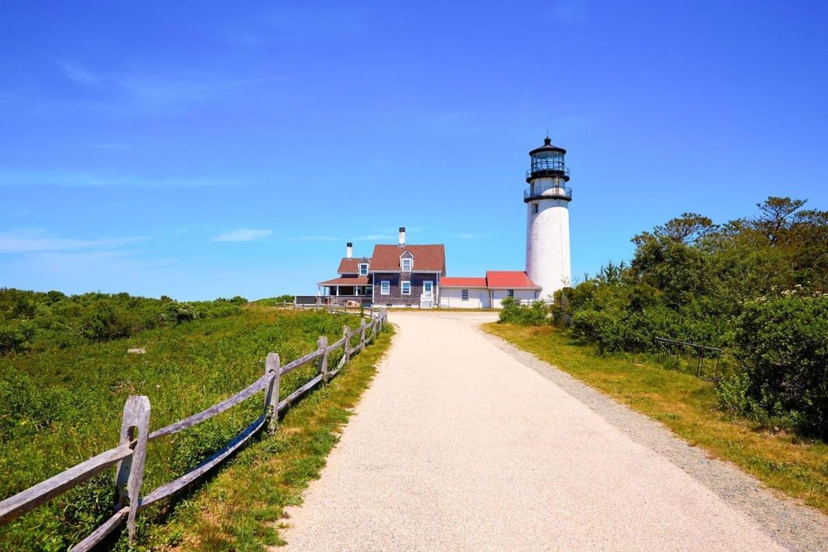 12216 - Beautiful Views Of Cape Cod Bay Access To Private Beach Easy Access To P-Town Truro Exteriör bild