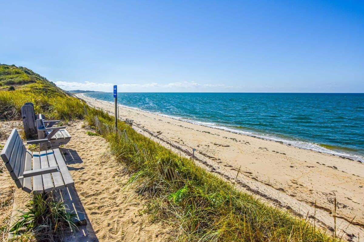 12216 - Beautiful Views Of Cape Cod Bay Access To Private Beach Easy Access To P-Town Truro Exteriör bild