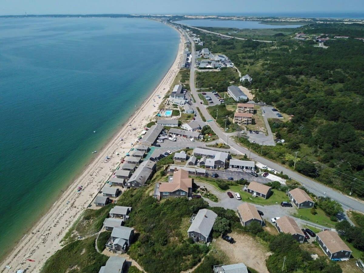 12216 - Beautiful Views Of Cape Cod Bay Access To Private Beach Easy Access To P-Town Truro Exteriör bild